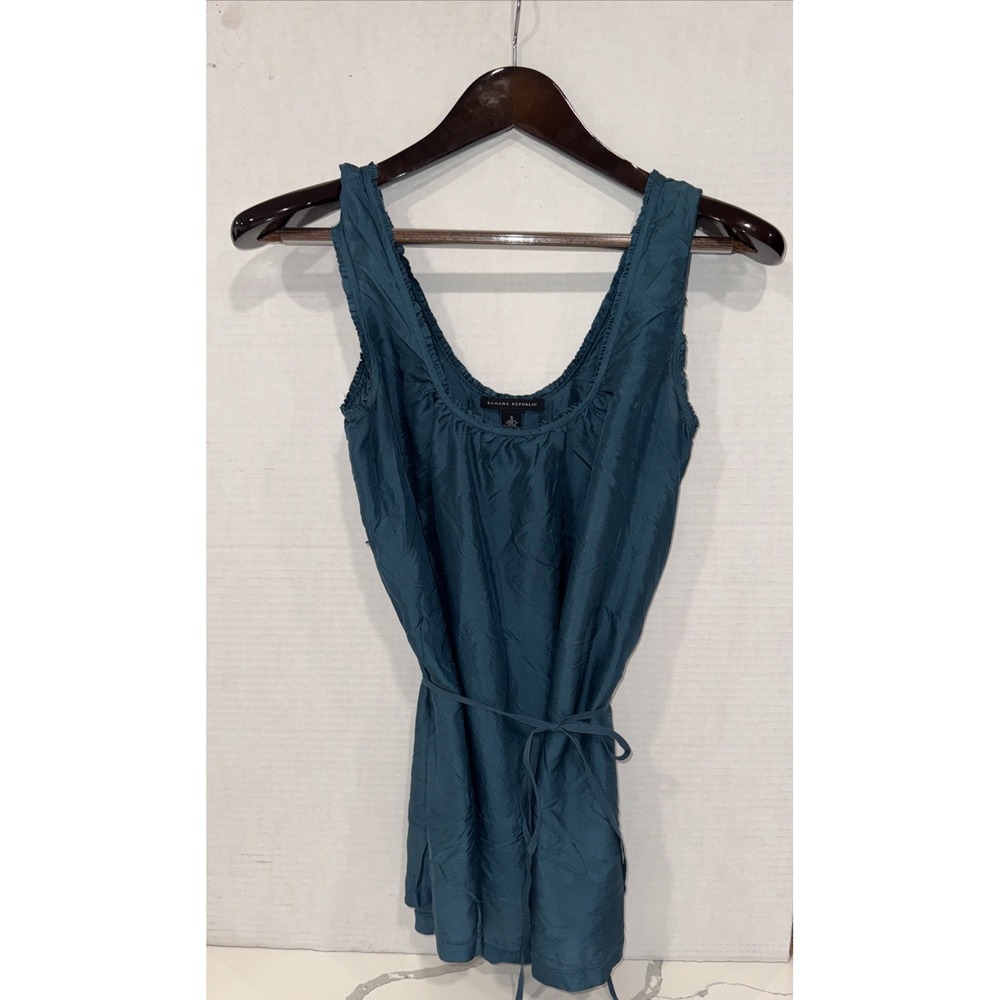 Banana Republic Teal 100% Silk Pleated Scoop Neck Belted Tank Top Small